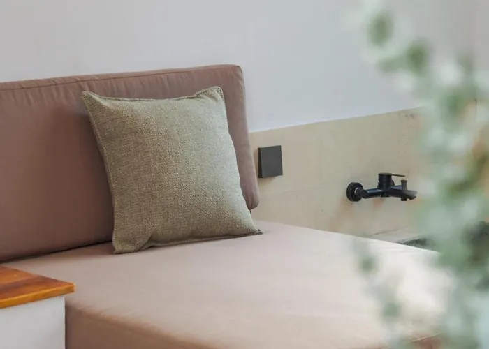 Modern 1br Loft With Indoor Jacuzzi - Shanti 4 Appartement Uluwatu