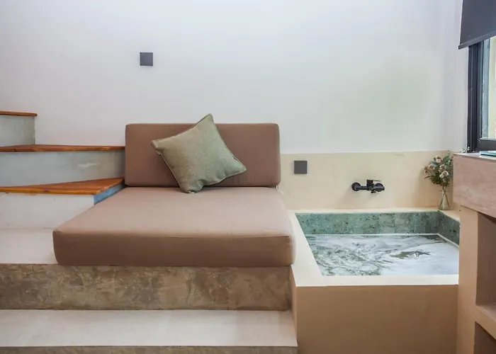 Modern 1br Loft With Indoor Jacuzzi - Shanti 4 *