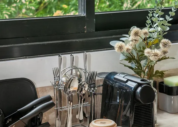 Modern 1br Loft With Indoor Jacuzzi - Shanti 4